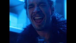 Umbrella Academy Featurette - At MIDNIGHT tonight starts!