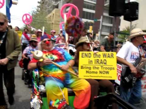 Wavy Gravy at Million Musician march for Peace in Austin, Tx. by Lisa Law
