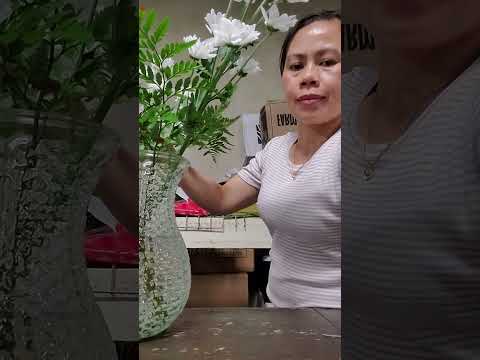 @florist @flowerarrangement @vasearrangement @Analynflowerdesign @vase arragement