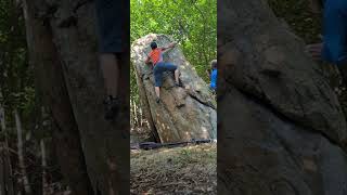 Video thumbnail de Erector stimulus, 6b. Targasonne