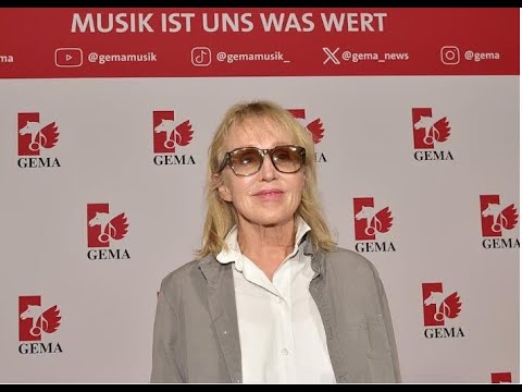 Mit Osten identifiziert West Popstar Annette Humpe fand Mauer mega!