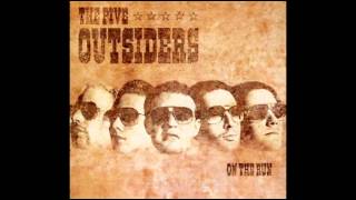 The Five Outsiders - El Hobo