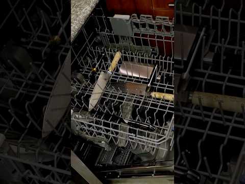 NEVER Clean Knives in the Dishwasher