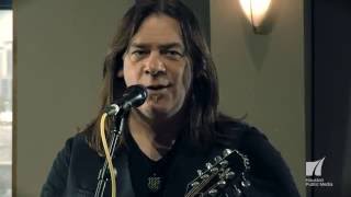 Skyline Sessions: Alan Doyle &amp; The Beautiful Gypsies - &quot;Laying Down to Perish&quot;