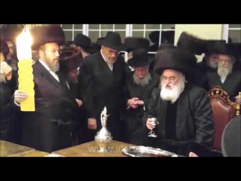 Viznitz Rebbe R' Mendel Hager Making Havdalah In NY - Cheshvan 5776