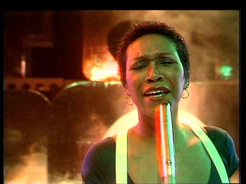 TOPPOP: Pointer Sisters - (She's Got) The Fever