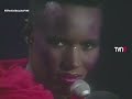 Grace Jones - Breakdown (Festival De La Una, Chile)
