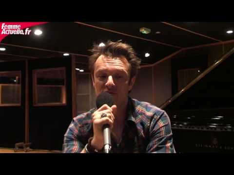 download lagu mp3 mp4 David Hallyday Un Nouveau Monde, download lagu David Hallyday Un Nouveau Monde gratis, unduh video klip David Hallyday Un Nouveau Monde