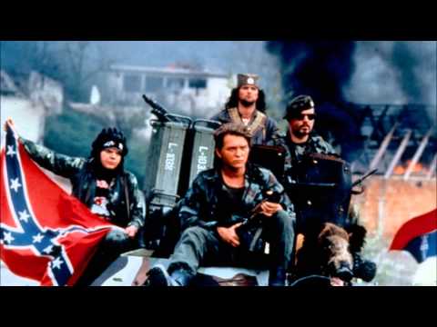 Bacila je sve niz rijeku harmonika,lepa sela lepo gore