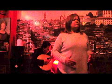 FILOMENA SOUSA FADO , NO RESTAURANTE RETIRO DO FADO , EM CIDADE DO PORTO