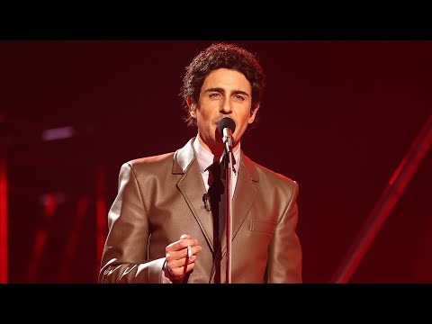 Juanra Bonet imita a Pino D'Angiò en "Ma quale idea" - Tu Cara Me Suena