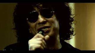 Magnus Uggla - Hotta brudar (Officiell musikvideo)