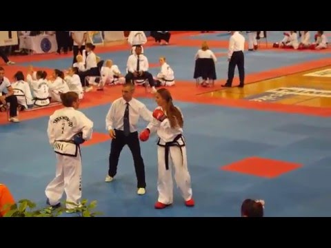 Martina Kopecka (CZE) v Amaliya Koleva (BUL) - Female -57kg Sparring
