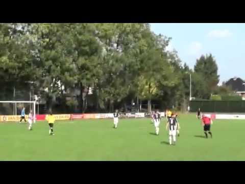 sv Leones 1 - sc Silvolde 1 bal op de lat door Leones (25.09.2011).mp4