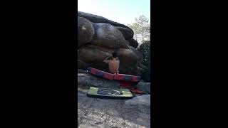 Video thumbnail of El de la Laja, 6c. La Pedriza