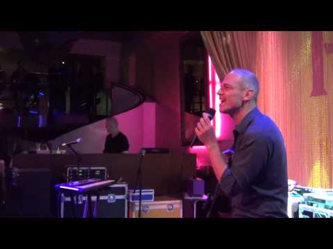 Brian Ice "Talking to the night" live at Pure 80´s Disco Weekend Helsinki Pressa 20-09-2014