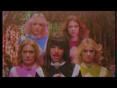 Nele Needs A Holiday - I'm Not Famous But I'm Free (Official Video)