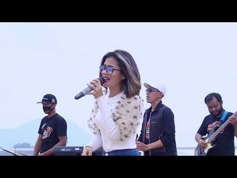 DIVA NADA - BERCERAI MUDA - ADE ASTRID ( LIVE TAMAN LANGIT PANGALENGAN)