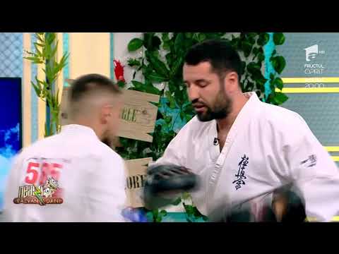 RAZVAN & DANI  Demonstrație de karate Kyokushin. De ce e bine să ne dăm copiii la arte martiale