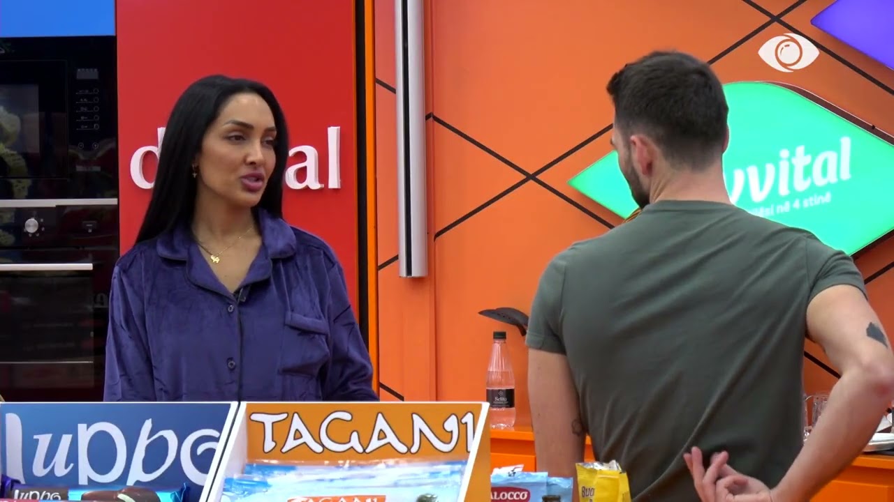 I ka qëlluar të shikojë Instagramin tim…/ Armela bisedon me Angelon për Lornen