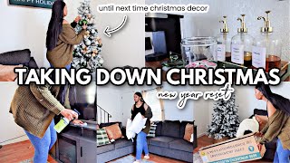TAKE DOWN CHRISTMAS DECOR WITH ME | Apartment Clean and Un-Decorate | Cleaning Motivation 2024