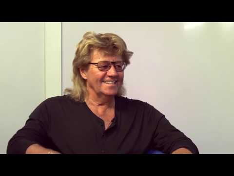 Bev Bevan - Life Stories with Des Tong
