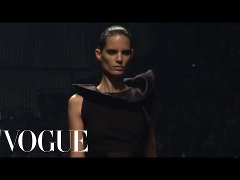 Fashion Show - Lanvin: Spring 2010 Ready-to-Wear