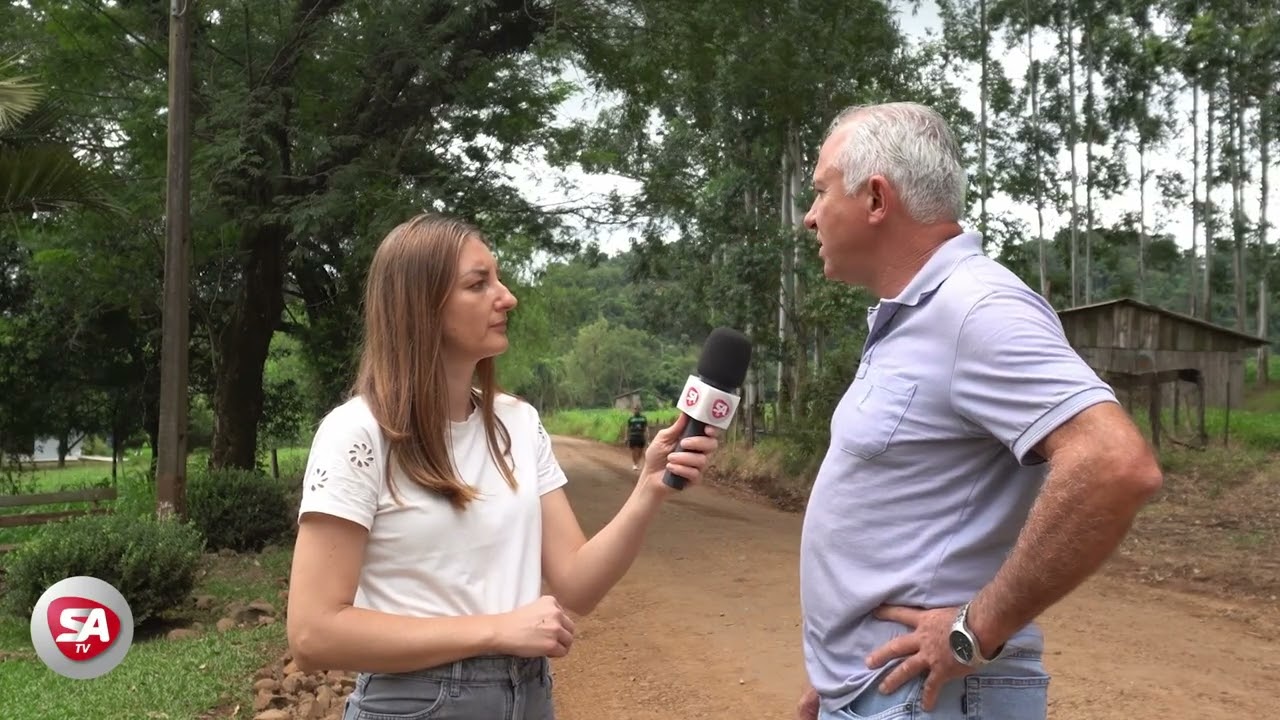 Secretaria de Transportes e Obras de São João do Oeste inova nos trabalhos de manutenção de estradas rurais