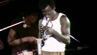 Miles Davis - Miles Runs the Voodoo Down - 8/18/1970 - Tanglewood (Official)