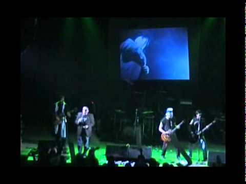 Agualoca Pasajeros II en El teatro Flores