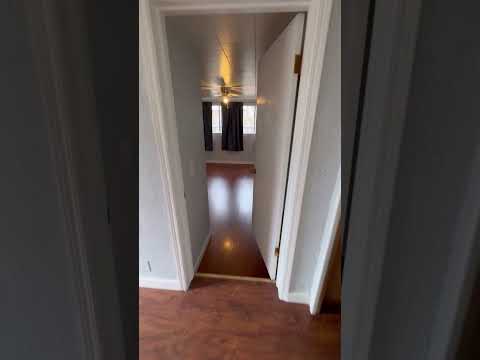 Hard to find 1 bdrm, 1 bath house with carport. property video