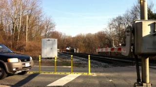preview picture of video 'Amtrak Capitol Limited at Forest Glen Grade Crossing'
