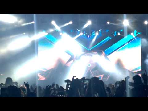 Armin van Buuren @ Cacao Beach, Bulgaria 10.08.2014 (Armin comes on stage + Hystereo)