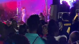 Faith Evans - Fallin&#39; In Love/Used To Love Me Live