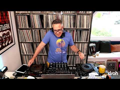 DSOH 826 - Deep House DJ Mix by Lars Behrenroth - live from Deeper Shades HQ in California