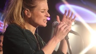 Sandra van Nieuwland live @EversStaatOp538 - Hunter