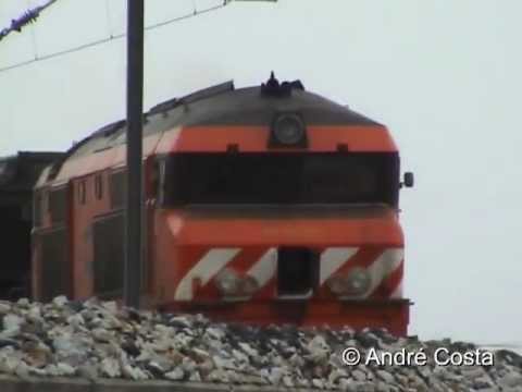 Mouriscas-A em 2005: Locomotivas diesel: CP 1904 carvoeiro e CP 1933 Inter-regional