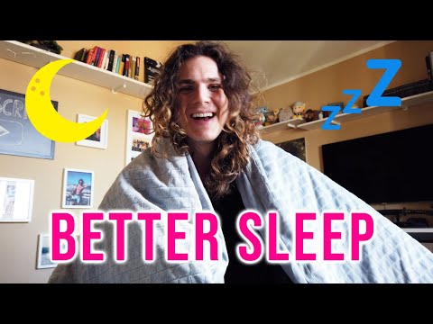 I Tried a Weighted Blanket To Improve My Sleep 💤