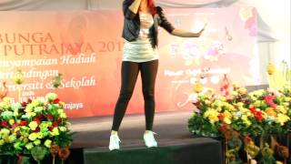Download lagu Stacy - Kisah Dongeng @ Floria 2011 mp3