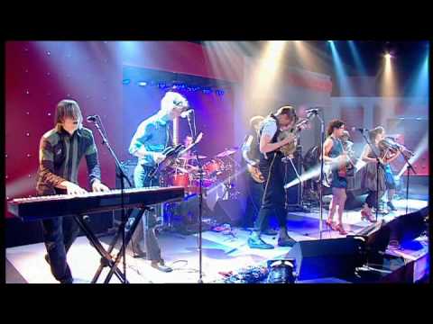 Arcade Fire - Keep the Car Running | Friday Night with Jonathan Ross, 2007