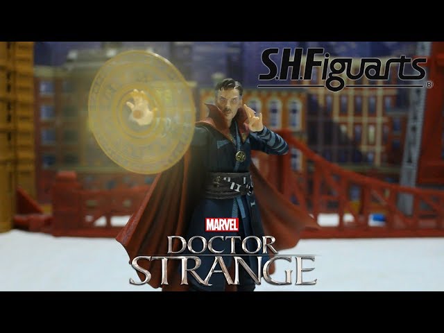 Vídeo relacionado con Doctor Strange Multiverse of Darkness Figura 16 cm Marvel s.h. figuarts