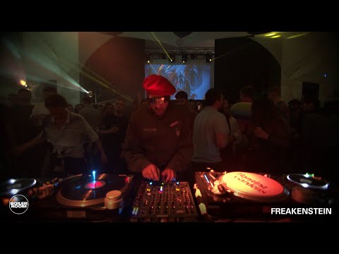 download lagu mp3 mp4 Dj Plymouth, download lagu Dj Plymouth gratis, unduh video klip Dj Plymouth