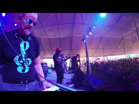 EVERY LITTLE STEP LIVE 2016