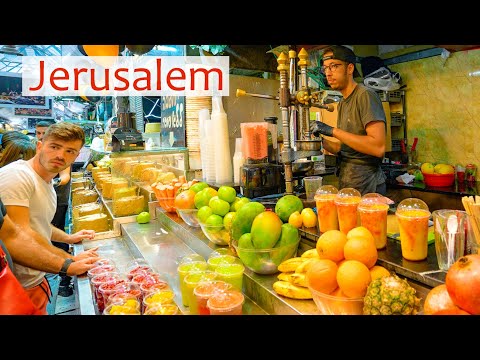 Jerusalém. Mercado Mahane Yehuda. Eu experimento Halva de produtores locais