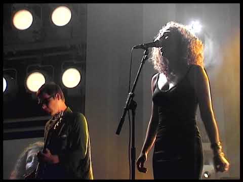Olive - You're not alone (live at Nulle Part Ailleurs)