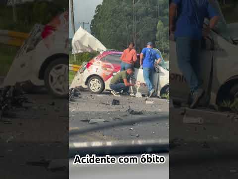 Acidente envolvendo um veículo Chevrolet ônix e um caminhão, o motorista do veículo veio a óbito