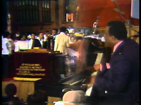 Rev. James Cleveland - Only A Look