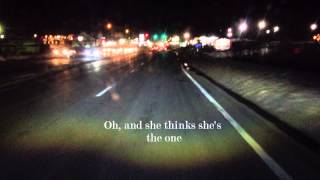 NO BUSES - ARCTIC MONKEYS LYRIC VIDEO