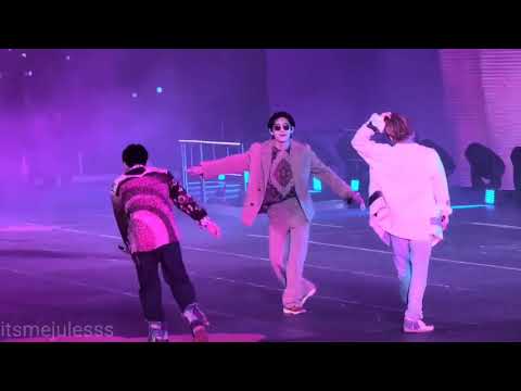 BTS during 'Save me' imitating Jimin - PTD concert in LA