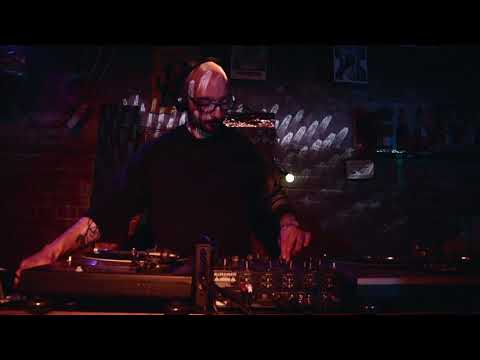 Looking at Things Release Event/ Ilia Gorovitz DJ set